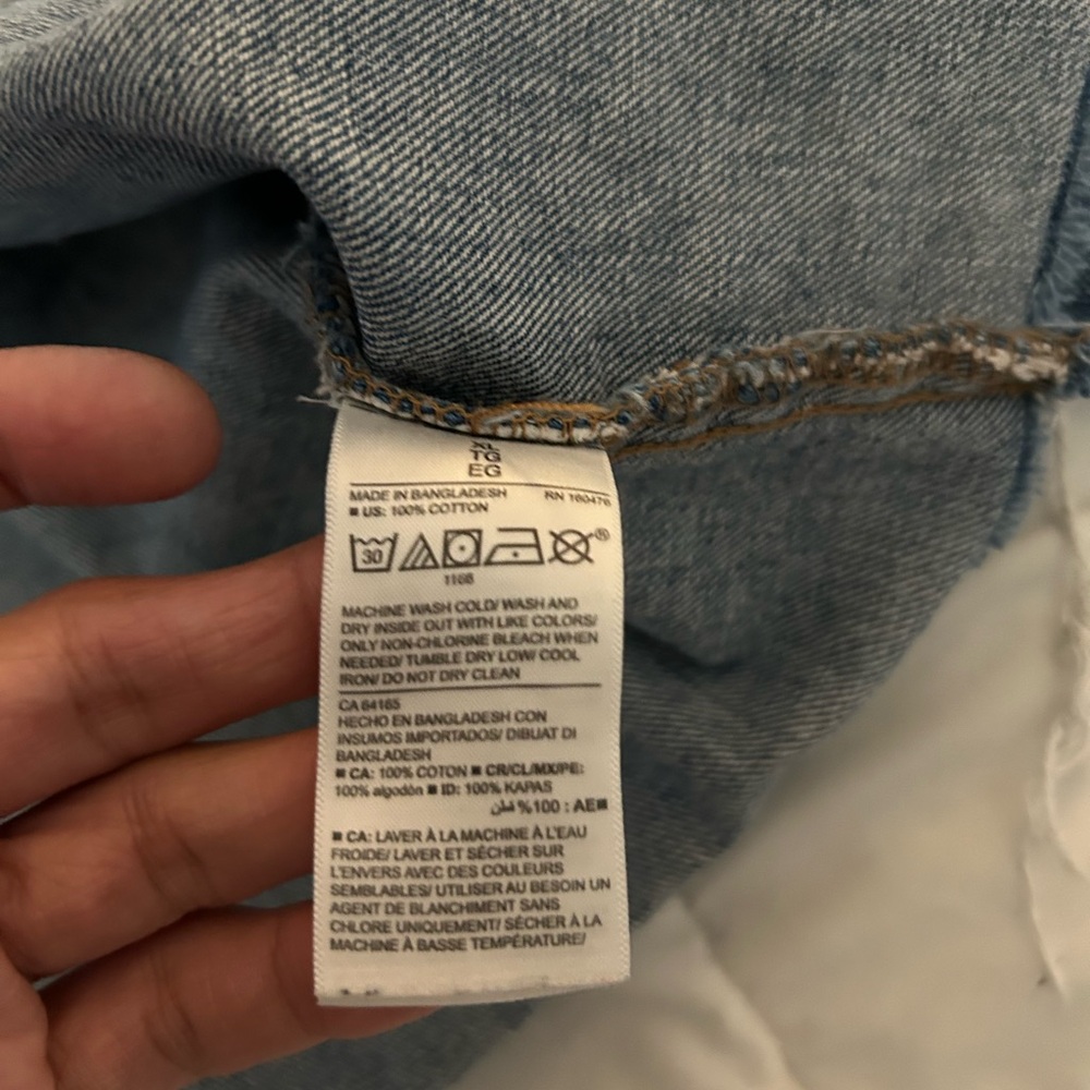 Cropped denim jacket π§₯π§₯π§₯ππππππ - Picture 2 of 8